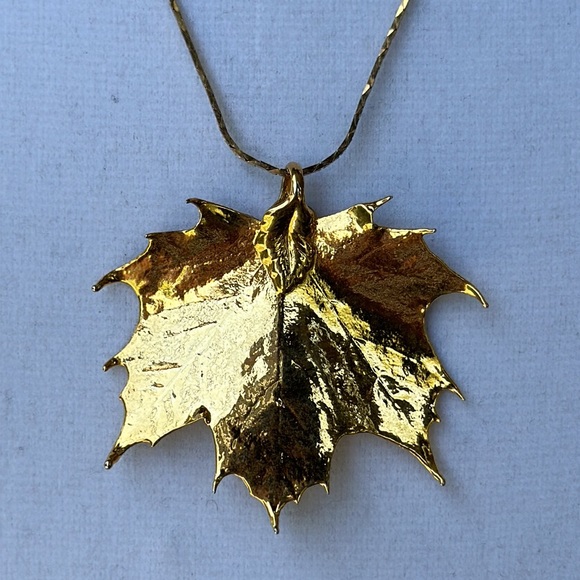 Gold Maple Leaf Earrings and Necklace - Picture 10 of 10